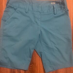 Women’s Adidas golf shorts size 6. turquoise color  Bermuda style.